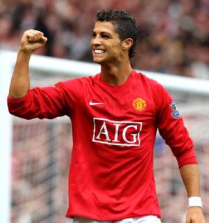Cristiano_Ronaldo_Football_Hero.jpg